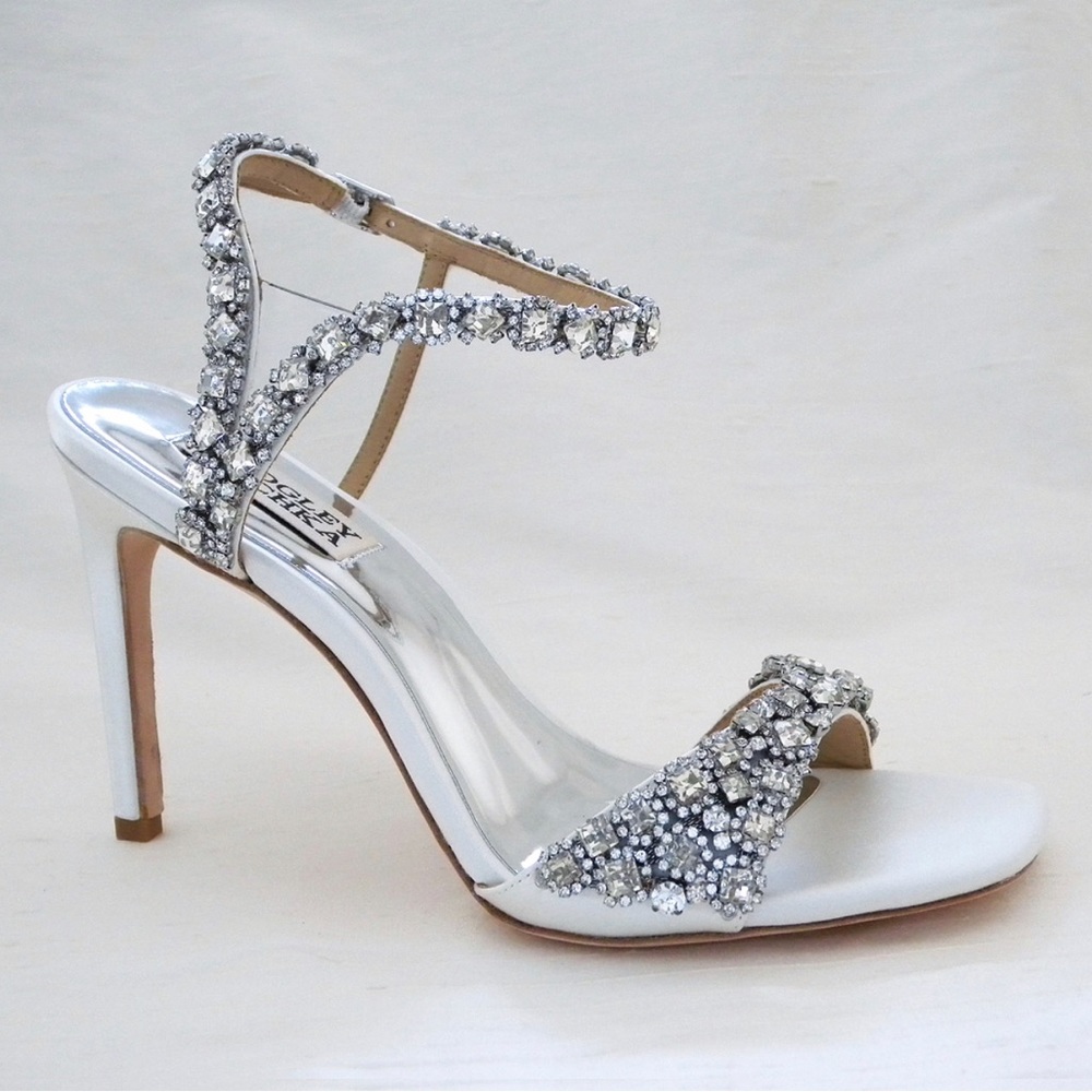 Badgley Mischka Galia Size White Satin - Picture 7 of 17